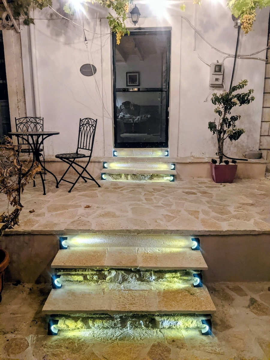 Fd Solar Stair Light Led – 3000k Automatic Light Sensor Waterproof Set of 4 Pieces