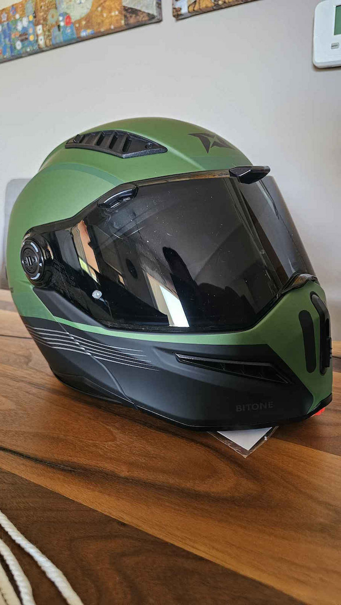 Axxis Ghostfighter C6 Chaki Mat Motorradhelm Flip-Up DOT / ECE 22.06 Gewicht (+/-50 gr) mit Sunvisor