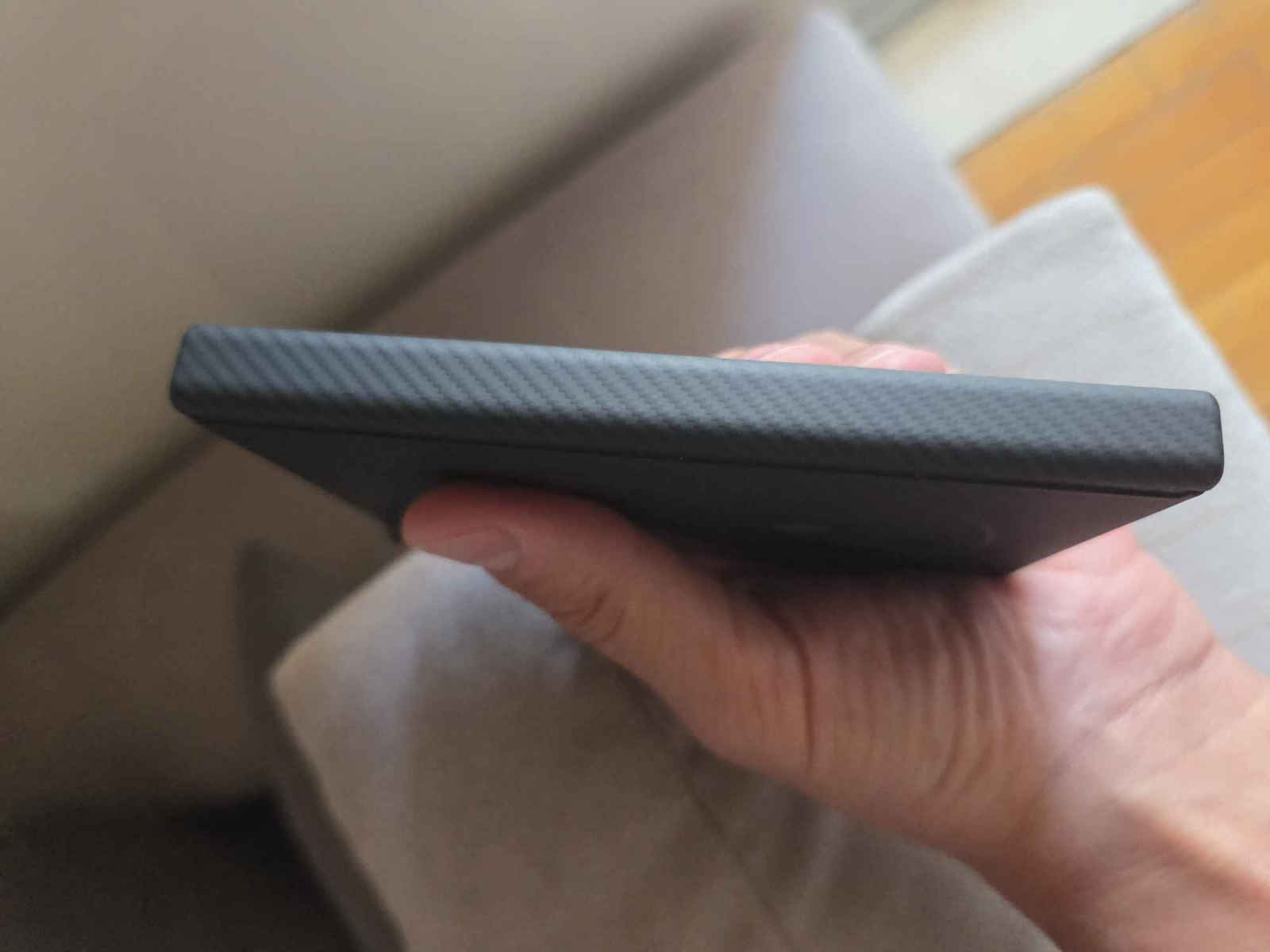Spigen Airskin Rückseite Umschlag Aramidfaser Schwarz (Galaxy Z Fold8)