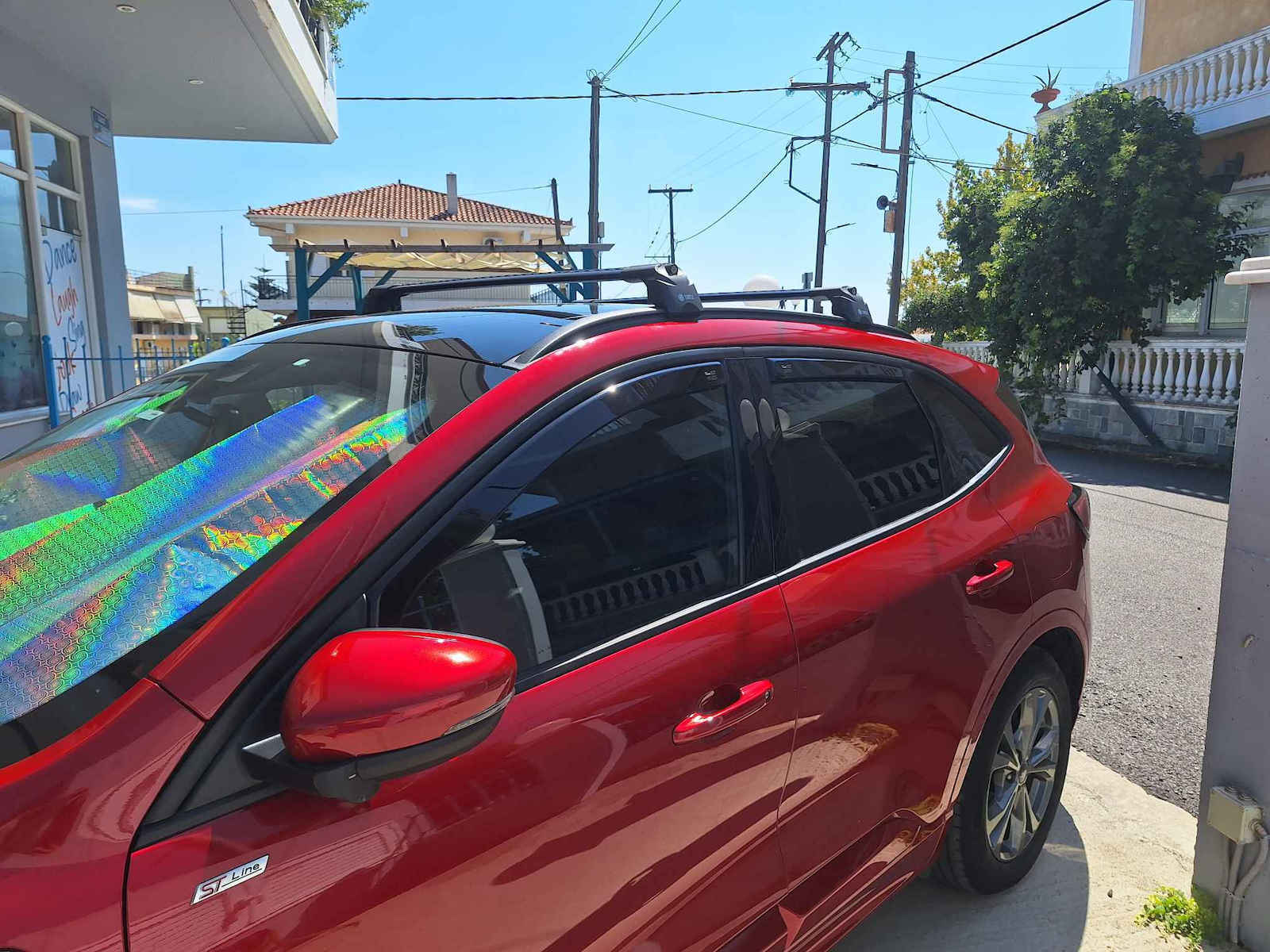 Turtle Autodachträger Aluminium Air2 für Autohaus Kuga 2020+ mit Dachträgerfüßen und Schloss Schwarz
