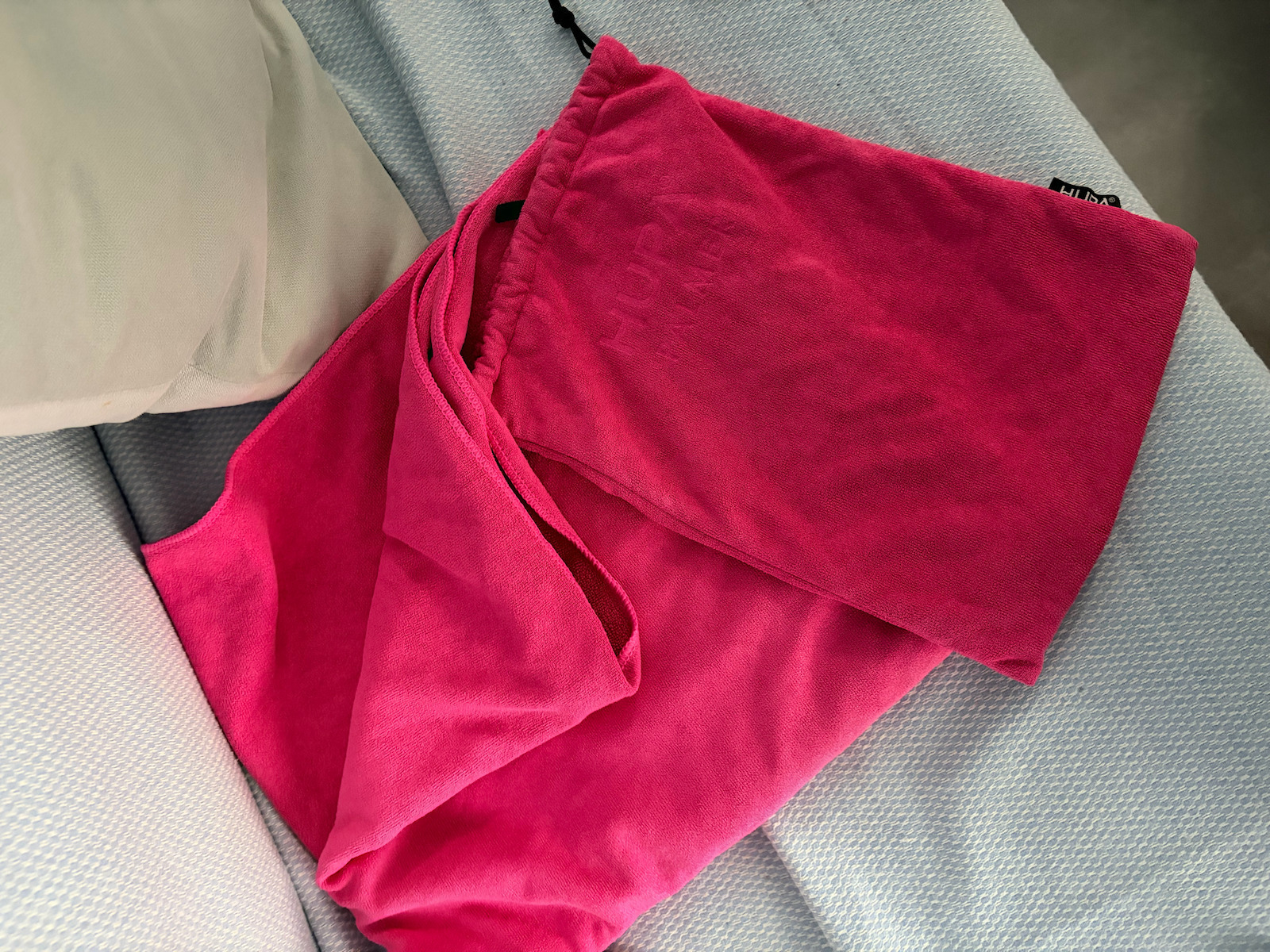 Hupa Microfiber Body Towel 380gr/m² with Case Purple 175x80cm