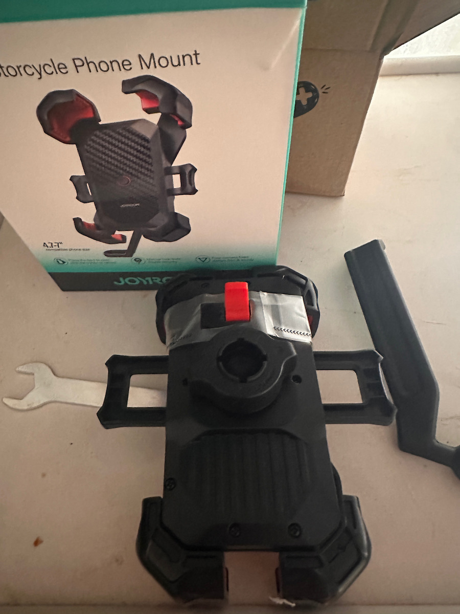 Joyroom JR-ZS288 Βάση Κινητού Μοτοσυκλέτας με Ρυθμιζόμενο Βραχίονα για το Τιμόνι
