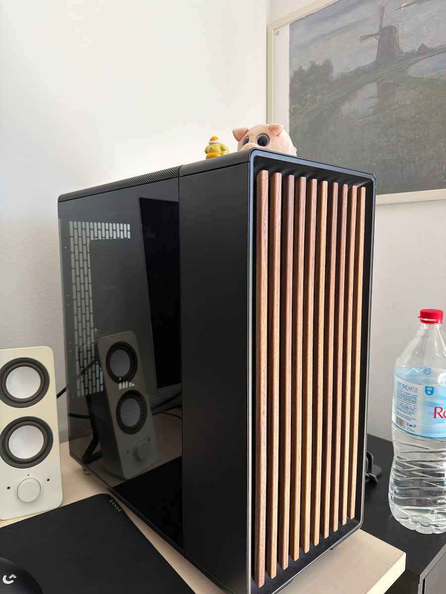 North Gaming Midi Tower Computer Case with Side Window Charcoal Black TGD