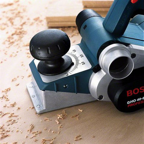 Bosch GHO 40-82 C Professional Hobelmaschine 850W mit Absaugsystem