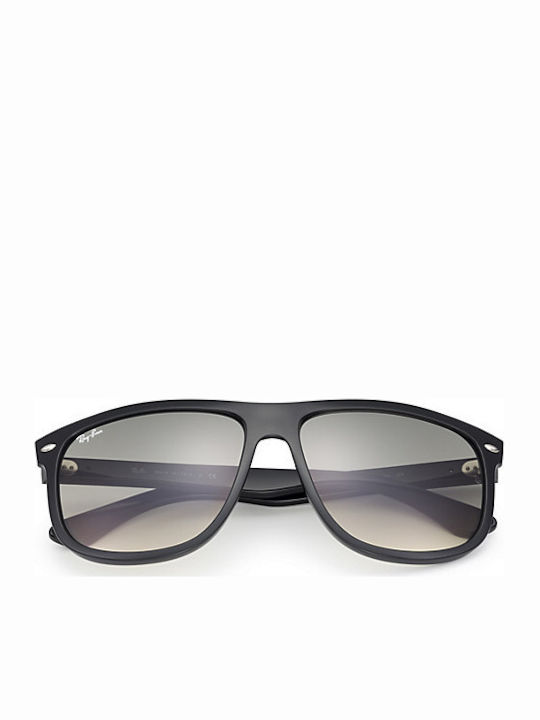 Ray Ban Boyfriend Unisex Ochelari de soare cu Negru Cadru și Gri Degrade Lentilă RB4147 601/32