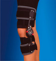 Anatomic Help 2042 Schiene Patellofemoral 4 Punkte Neopren in Schwarz Farbe