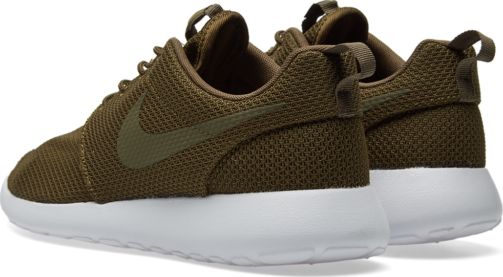 nike roshe one near me