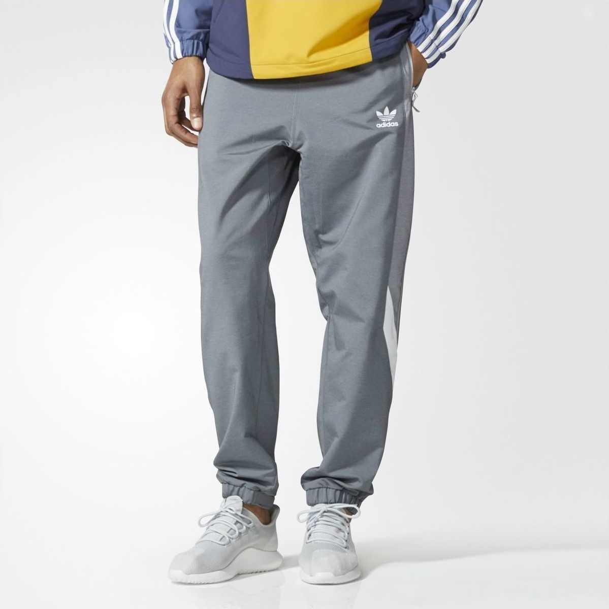 adidas blocked warm up