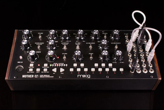 Moog Mother-32 Semi Modular Аналогов Синтезатор Полумодулен аналогов десктоп