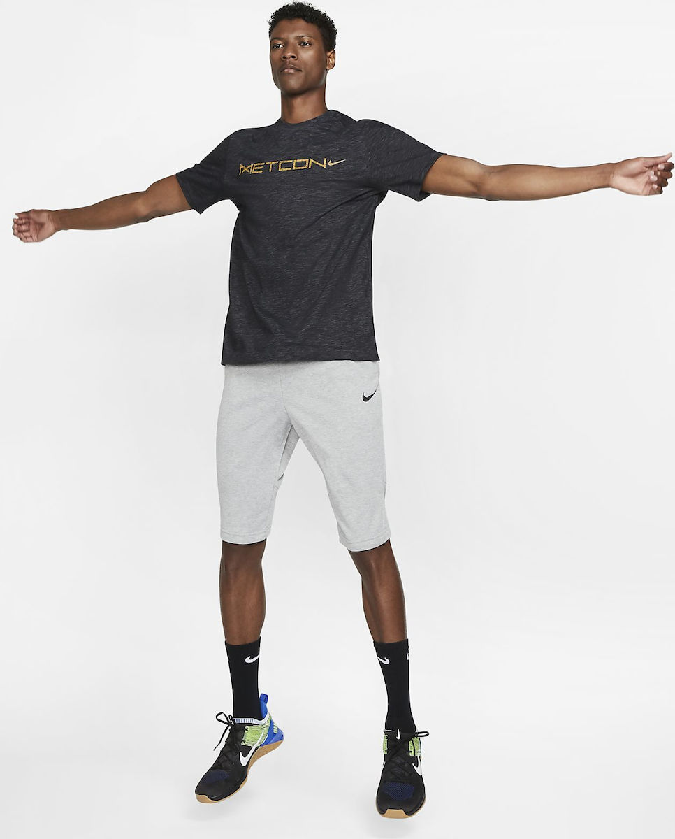 nike metcon tee