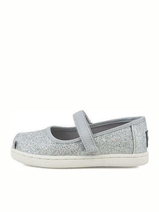 Toms