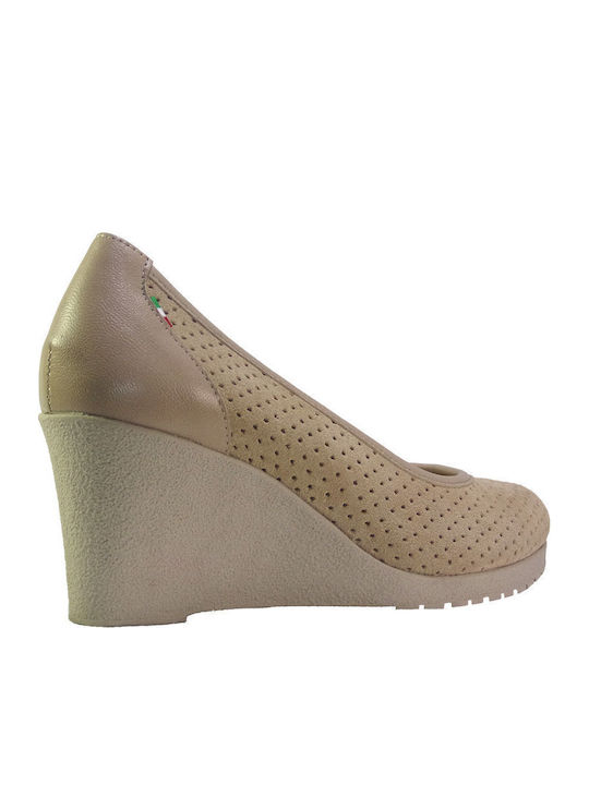 Anatomic Leather Pointed Toe Gold Medium Heels