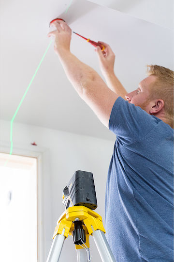 Stanley Αυτορυθμιζόμενο Γραμμικό Αλφάδι Laser Πράσινης Δέσμης με Εύρος Εργασίας 30m