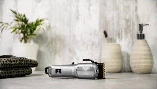 Cecotec Bamba PrecisionCare Pro Clipper Titanium Go Επαγγελματική Κουρευτική Μηχανή Μαύρη 04218