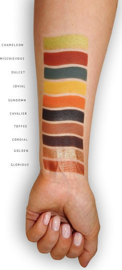 London Copyright Magnetic Eyeshadow Shades Eye Shadow Matte in Solid Form with Orange Color 1.6gr