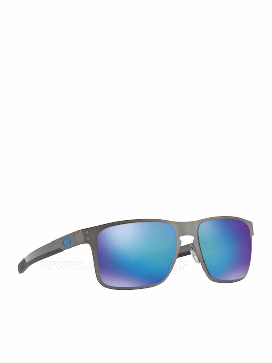Oakley Holbrook Метални Мъжки Слънчеви Очила с Сив Метален Рамка и Сини Поляризирани Огледални Стъкла OO4123-07