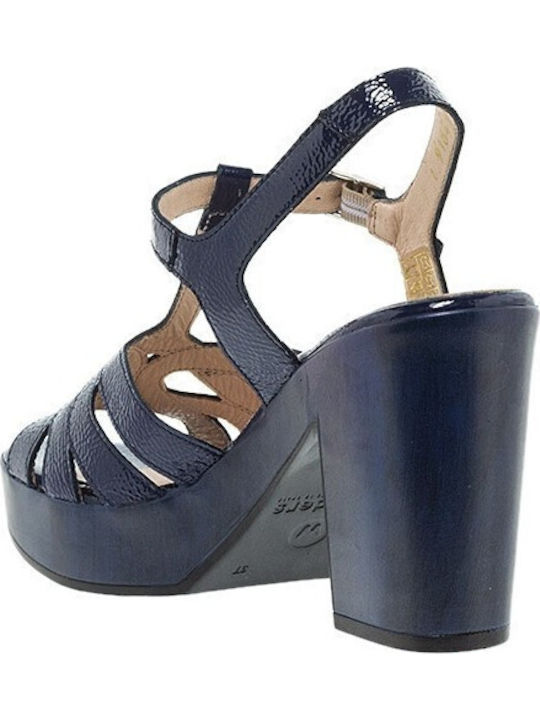 Sandalen aus Lackleder Marineblau