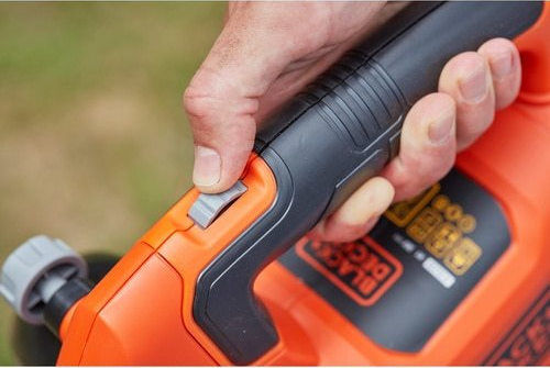 Black & Decker Handheld Leaf Blower / Vacuum 36V with 1 Battery 2.5Ah & Maximum Air Speed 270km/h