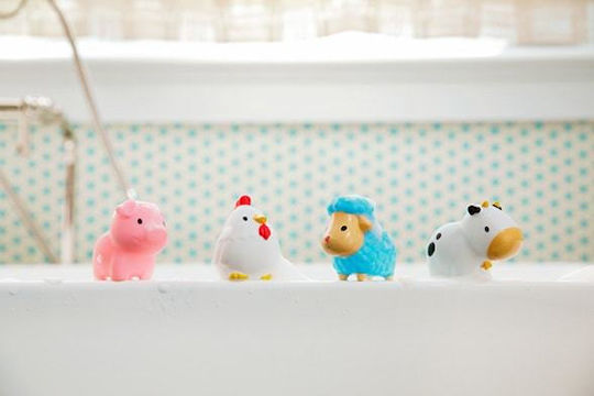 Munchkin Squirtin' Barnyard Friends Water Faces for 9++ Months 4pcs