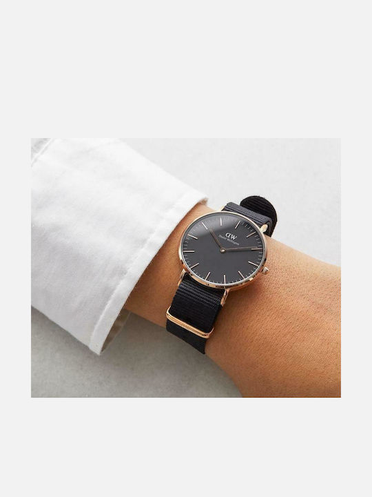Daniel Wellington Classic Cornwall Кварцов Часовник с Текстилна Каишка Daniel Wellington Classic Cornwall Кварцов Часовник с Текстилна Каишка