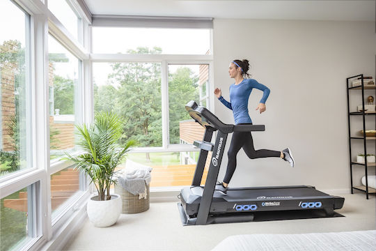 Nautilus T626 3hp Electric Foldable Treadmill For User Up To 136kg