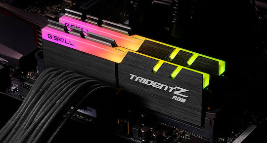 G.Skill Trident Z RGB 64GB DDR4 RAM mit 2 Modulen (2x32GB) und Geschwindigkeit 3200 für Schreibtisch