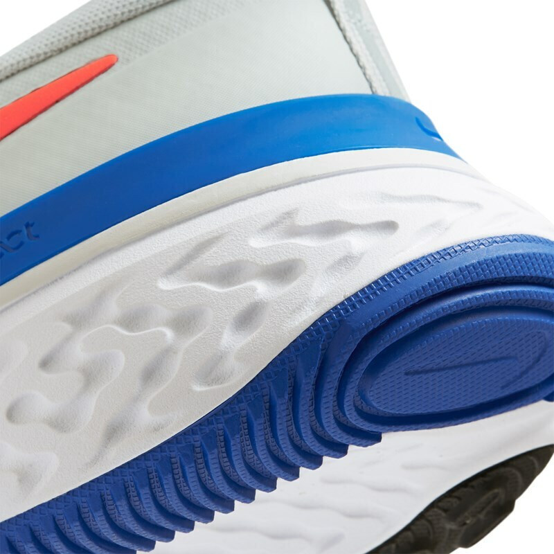 nike react miler vs winflo 7