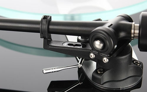 Rega Planar 3 Πικάπ με Belt Drive και Προενίσχυση Μαύρο