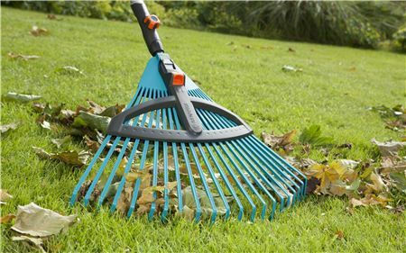 Gardena Combi Lawn Rake Plastic Combi