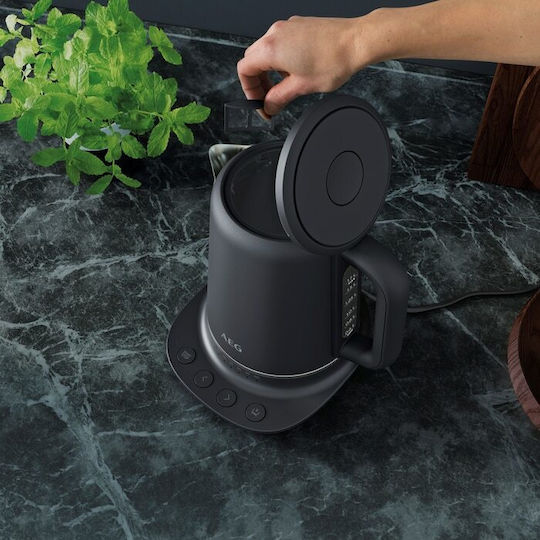AEG K7-1-6BP Βραστήρας 1.7lt 2400W Γκρι