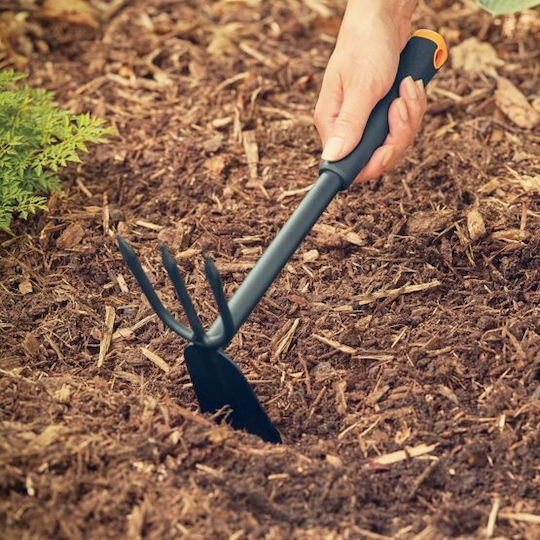 Fiskars Ergo Cultivator Hoe Καλλιεργητής Hand with Pole 31.3cm