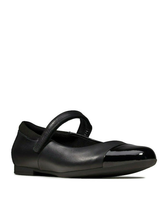 Clarks Kids Anatomic Ballerinas with Hoop & Loop Closure Black