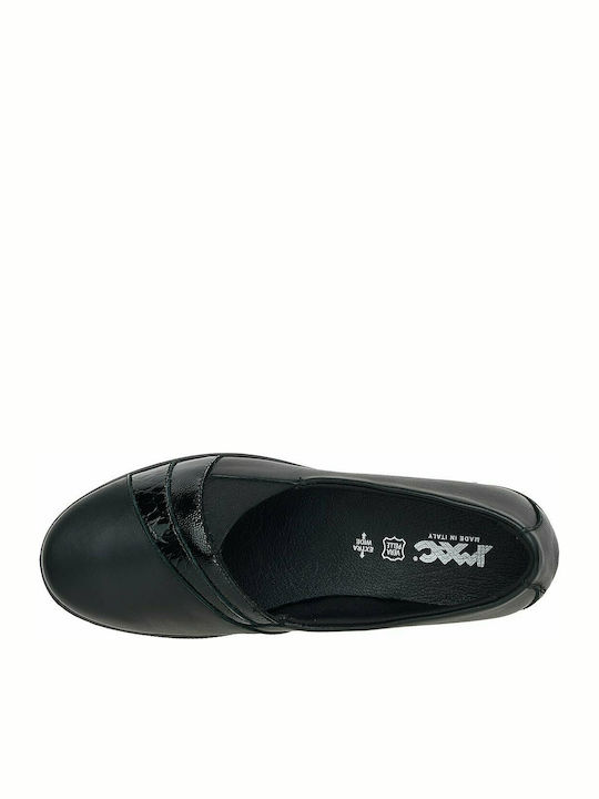 Imac Leather Women's Moccasins in Black Color