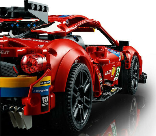 LEGO Technic Ferrari 488 GTE за 18+ Години 1677 Бройки
