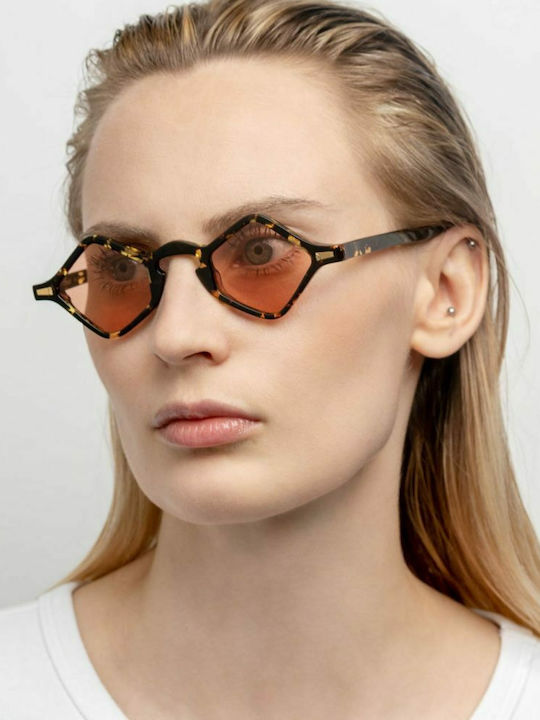 Kyme Sisto Unisex Sunglasses with Transparent Plastic Frame and Brown Gradient Lens