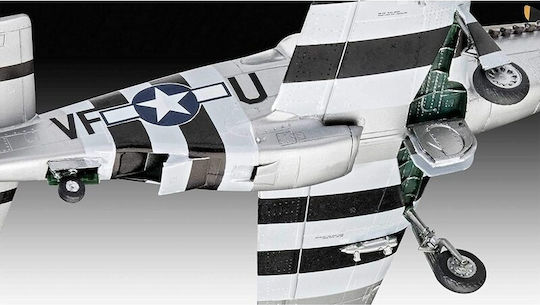 Revell Modellfigur Flugzeug 111 Teile im Maßstab 1:72 mit Kleber und Farben