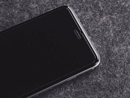 Wozinsky Full Glue Full Face Tempered Glass (iPhone 8 Plus / 7 Plus)