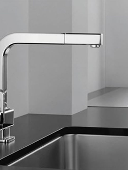 Macart Arwa Quadriga 610 Kitchen Faucet Counter with Pull-Out Spray Chrome