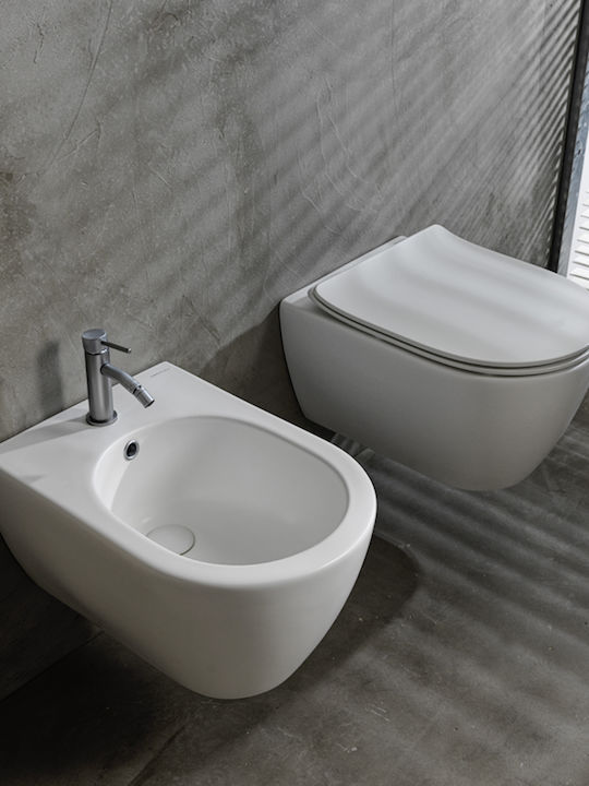 Scarabeo Moon Clean Flush Toaletă montată pe perete Fără margine cu Subțire Capac Închidere lentă Albă
