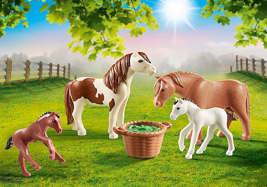 Playmobil Държава Ponies with Foals за 4-10 години