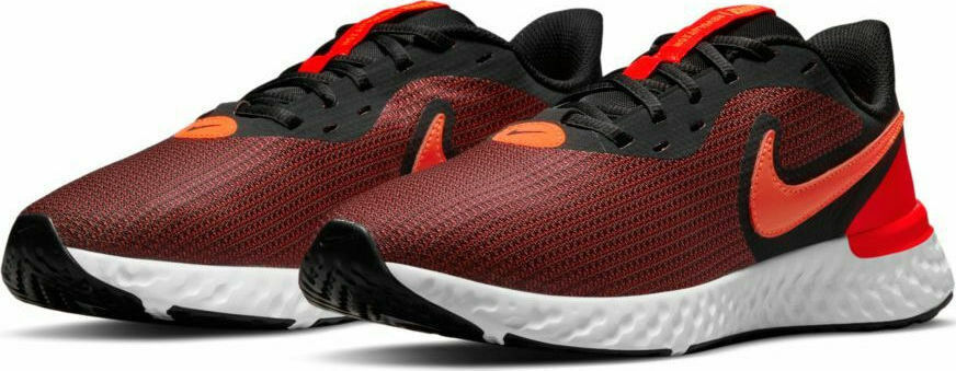 skroutz nike revolution 5