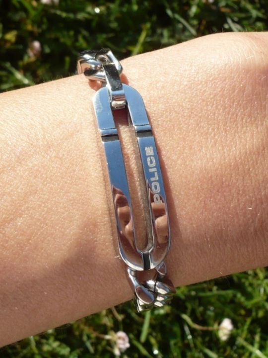 Police Bracelet made of Steel