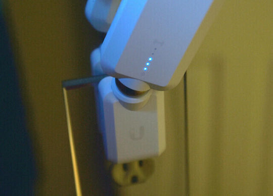 Ubiquiti Meshpoint AFi-P-HD WiFi Extender Dual Band (2.4 & 5GHz) 1750Mbps