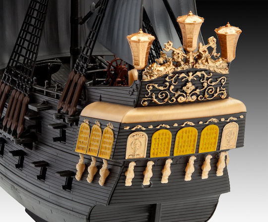 Revell Pirates of Caribbean Black Pearl Φιγούρα Μοντελισμού Πλοίο Μαύρη 112 Κομματιών σε Κλίμακα 1:150 26x23.5εκ.