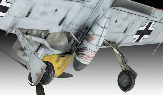 Revell Fw190 A-8/R-2 "Sturmbock" Figurină de Modelism Avion 168 Piese la Scară 1:32 28.2x32.7cm.