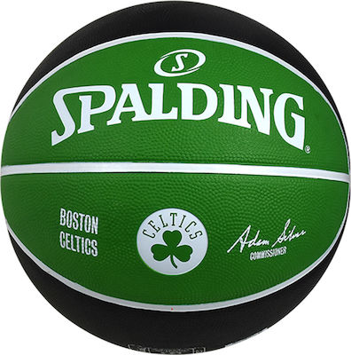 Celtics Basketball Draußen