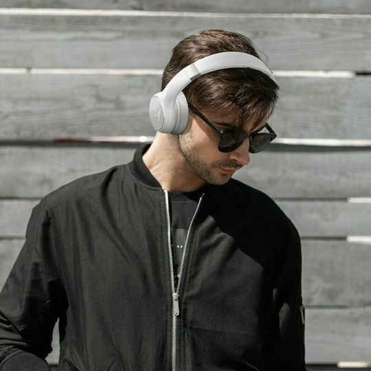 Motorola Escape 220 Over Ear Headphones with 23 Operating Hours White