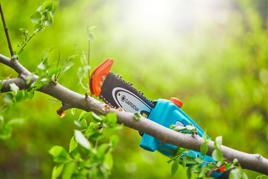 Gardena TCS 20/18V P4A Teleskopisches Bügelsäge Akku 18V Solo Gesamtlänge 400cm und Klinge 20cm
