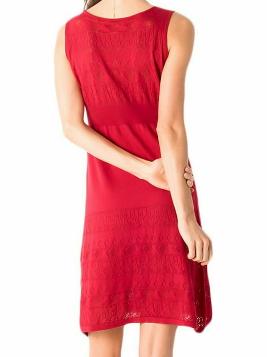 SMASH Spanish red sleeveless knitted dress