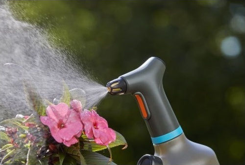 Gardena EasyPump Pre-Pressurized Black Household Sprayer 1000ml